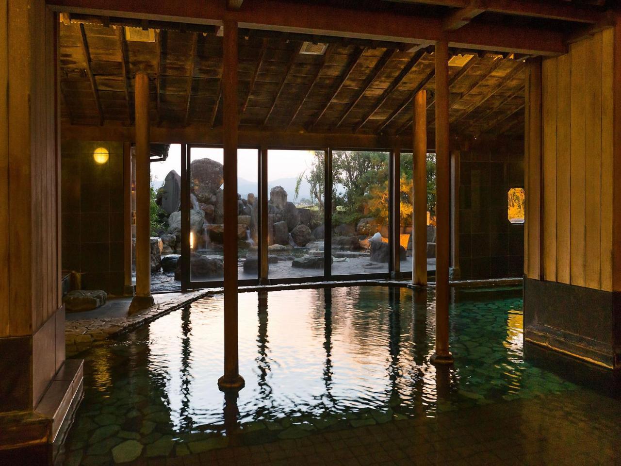 Готель Awara Onsen Hot Spring Koubou Gurabaatei Екстер'єр фото